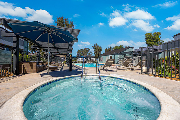 Scripps Landing Upper Pool 05