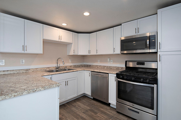 4761 Jessie Ave 22