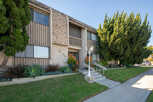 4776 Lamont St #09 01