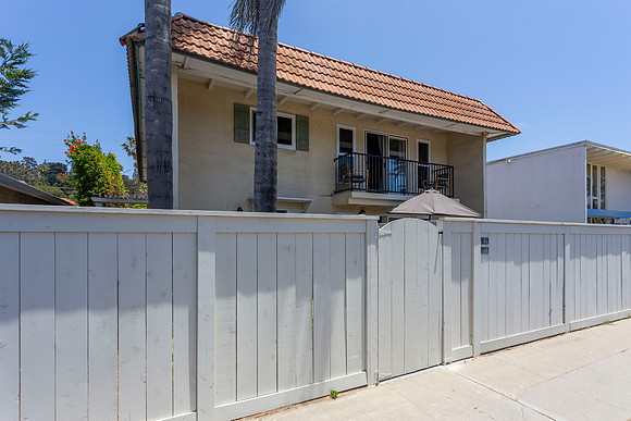 1817 Coast Blvd 19