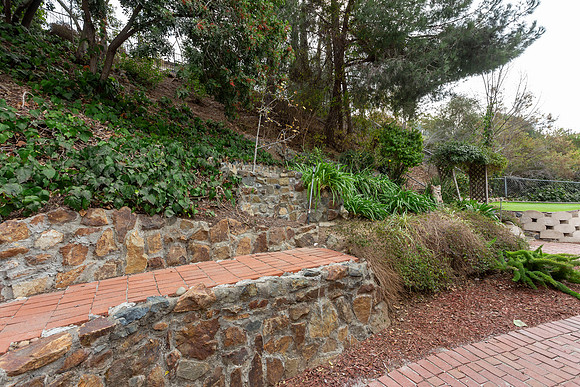 9637 Benavente St 09