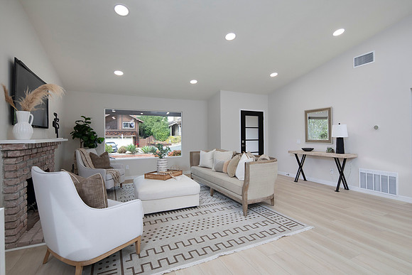 9637 Benavente St 14