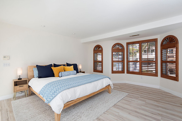 2266 Manchester Ave 21