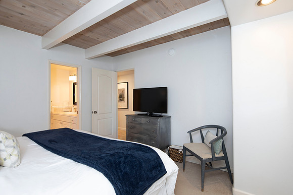 1817 Coast Blvd Lower Unit 14