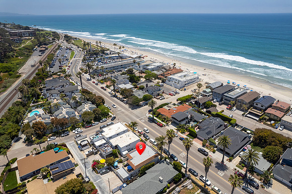 1817 Coast Blvd 16