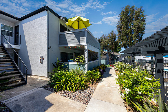 Scripps Landing Upper Property 09