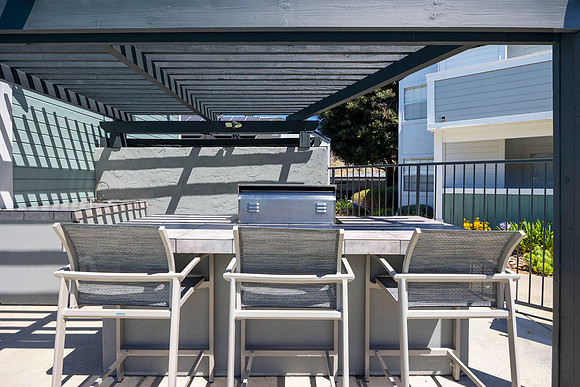 Scripps Landing Upper Pool 13