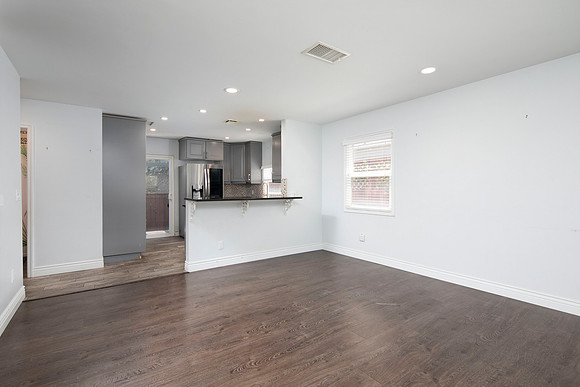 1911 Chalcedony St 06