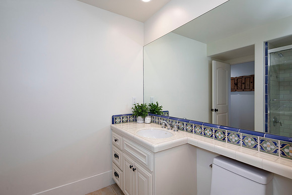 2590 San Elijo Ave 49