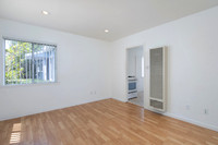 4361 Mississippi St 04