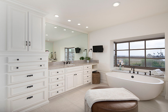 2590 San Elijo Ave 66