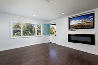 1911 Chalcedony St 08