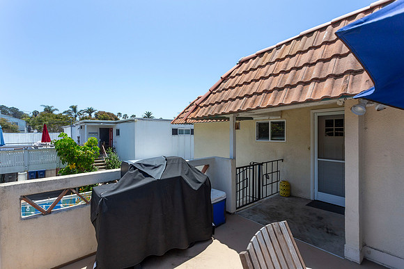 1817 Coast Blvd 34
