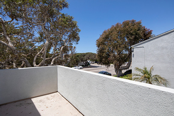 1749 Coast Blvd 30