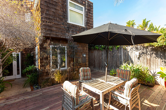 406 North Acacia Ave 07