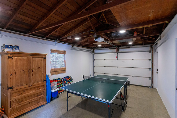406 North Acacia Ave 12