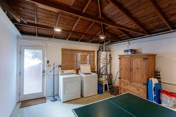 406 North Acacia Ave 13