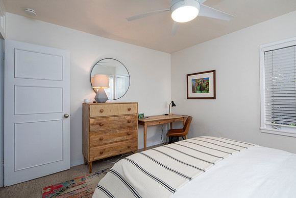 406 North Acacia Ave 33