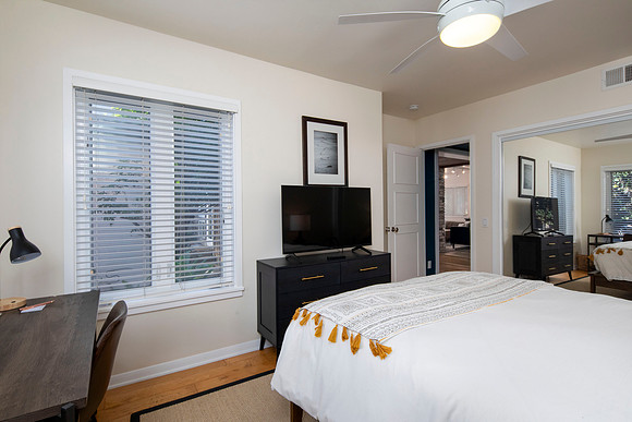406 North Acacia Ave 36