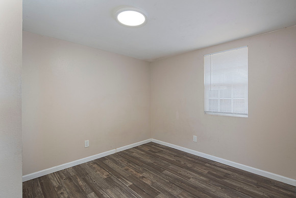 4761 Jessie Ave 18