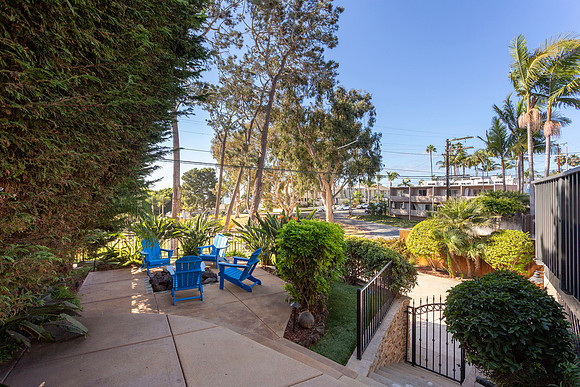 2266 Manchester Ave 05