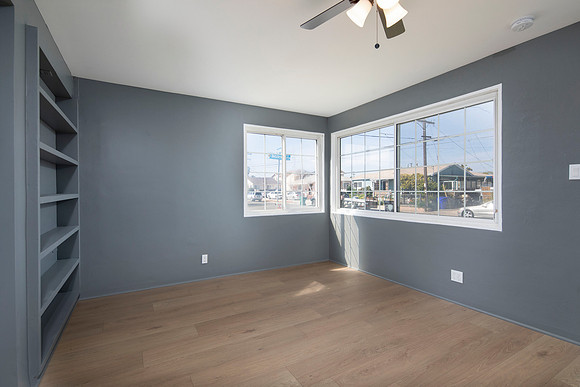 7453 Fulton St 04