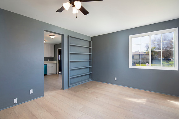 7453 Fulton St 05