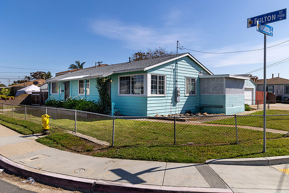 7453-55 Fulton St 01