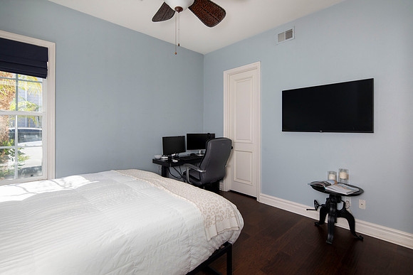 1302 Skyros Way 11