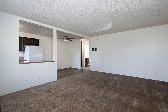Lakeshore Villa 17