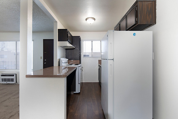 Lakeshore Villa 20