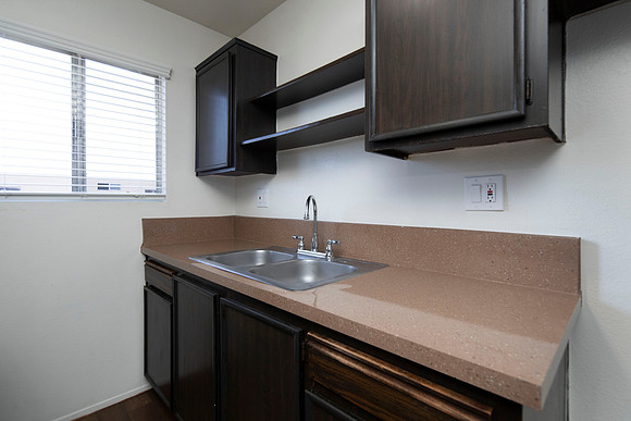 Lakeshore Villa 23