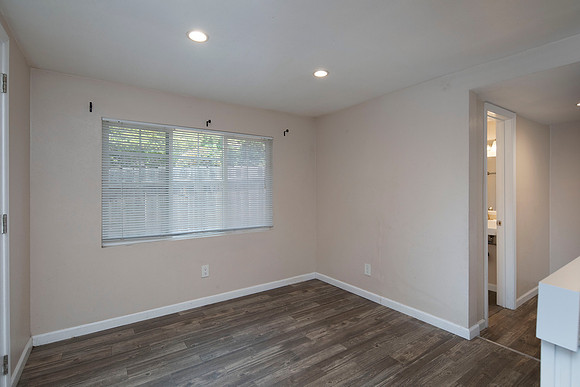 4761 Jessie Ave 21