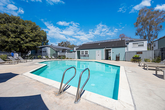 Scripps Landing Lower Pool 07