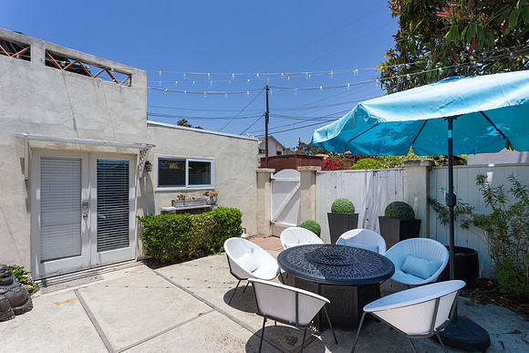 1817 Coast Blvd 32