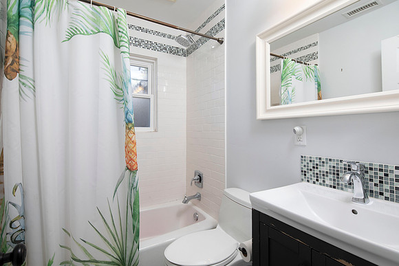 1911 Chalcedony St 13