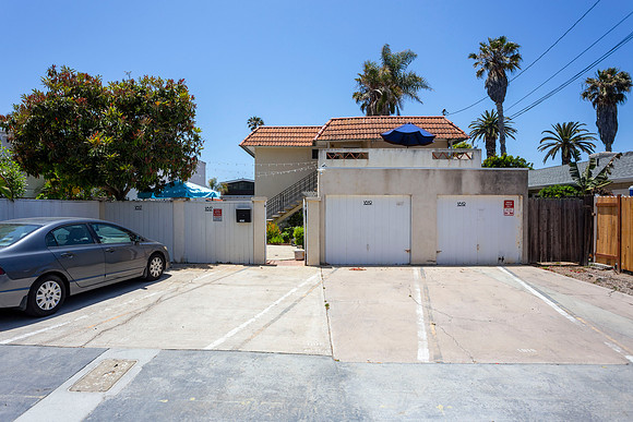 1817 Coast Blvd 26
