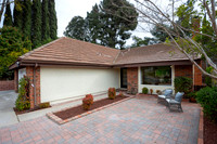 9637 Benavente St 04