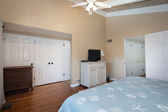 1767 Coast Blvd 08