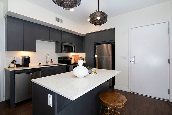 Boulevard North Park Model Unit 04