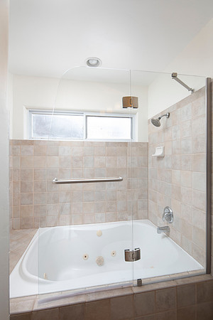 2266 Manchester Ave 41