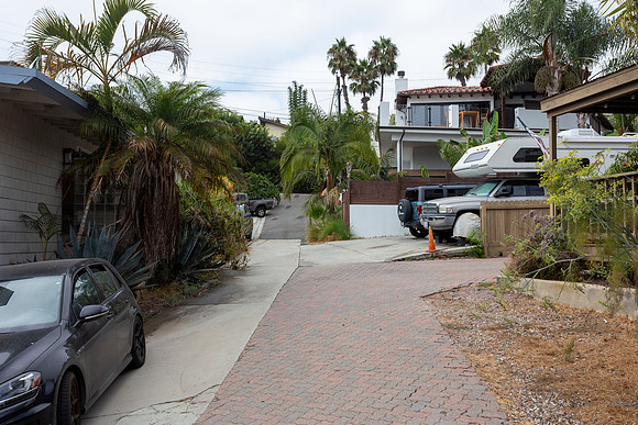 2590 San Elijo Ave 31