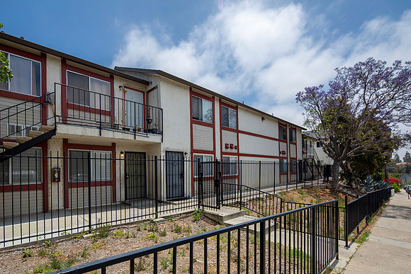 3845-59 50th St 01