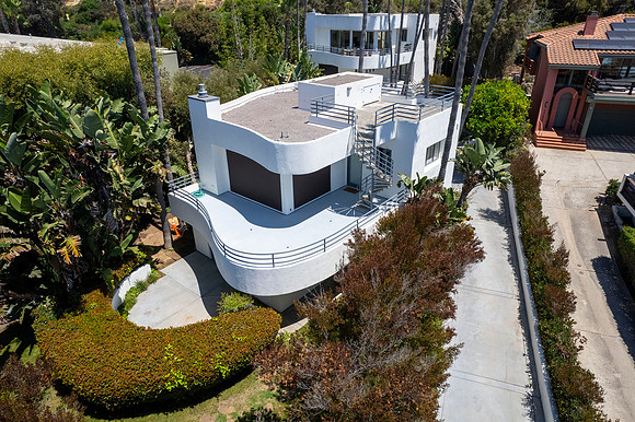 1763 Grand Ave 02