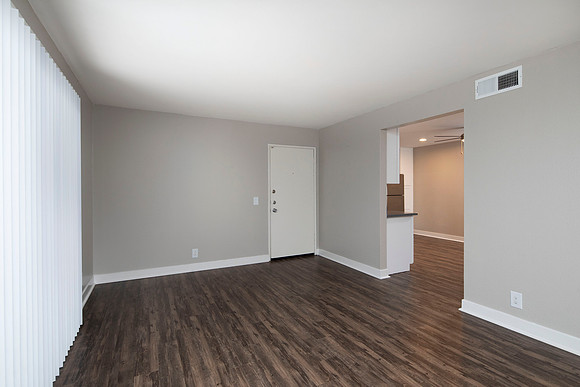 Scripps Landing Skyline 04