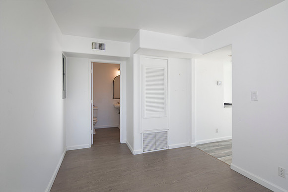 721 Camino Del Mar Unit A 17