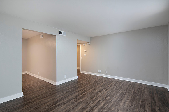 Scripps Landing Skyline 03