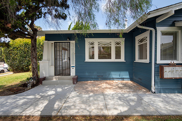4421 Mississippi St 03