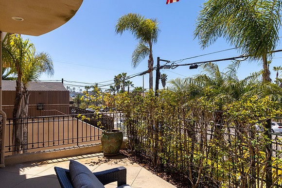 145 Third St 05