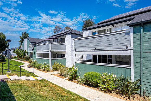 Scripps Landing Lower Property 03